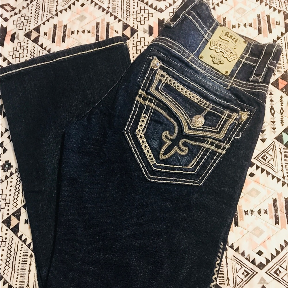 Men’s Rock Revival Jeans 👖
